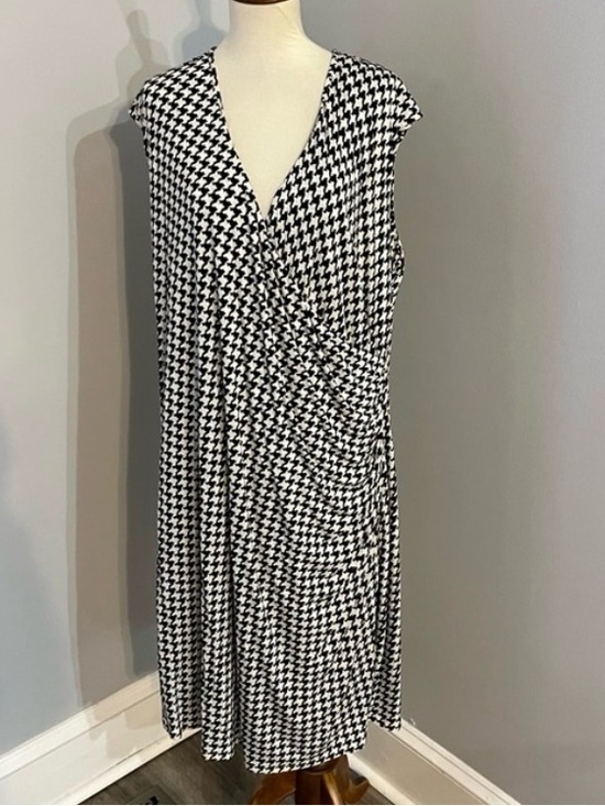Lauren Ralph Lauren Dresses & Skirts - Lauren Ralph Lauren Black & White Houndstooth Midi Dress Size 3X